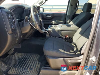 Zdjęcie 7 z 12 samochodu: 2020 CHEVROLET SILVERADO K1500 CUSTOM VIN:1GCUYBEF2LZ162019 - miniatura