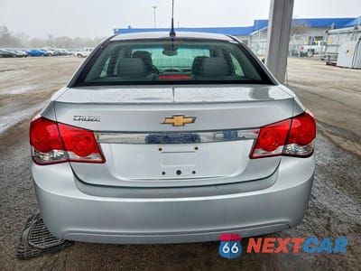 Zdjęcie 6 z 11 samochodu: 2011 CHEVROLET CRUZE LS VIN:1G1PC5SHXB7238558 - miniatura