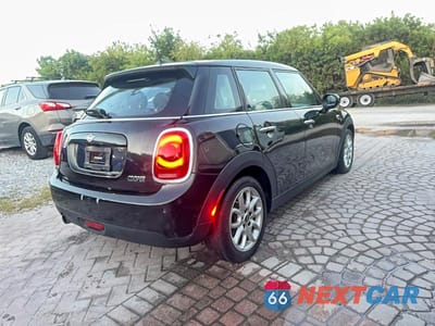 Czwarte zdjęcie samochodu z boku: 2019 MINI COOPER VIN:WMWXU1C58K2J02277 - miniatura