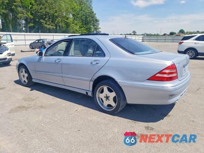 Drugie zdjęcie samochodu z przodu: 2001 MERCEDES-BENZ S 55 AMG VIN:WDBNG73J51A202955 - miniatura