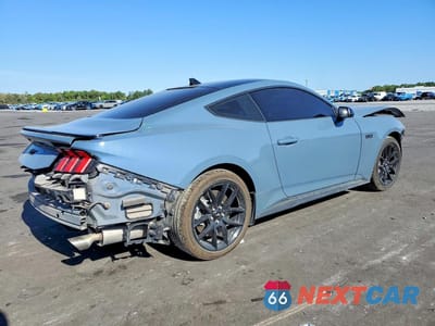 Trzecie zdjęcie samochodu z tyłu: 2025 FORD MUSTANG GT VIN:1FA6P8CF3S5408153 - miniatura