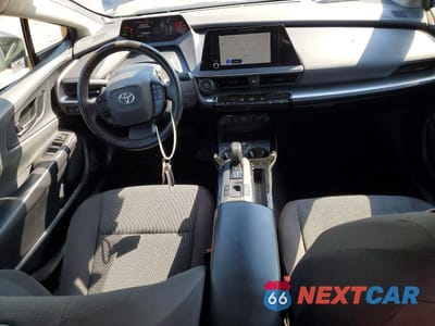 Zdjęcie 8 z 12 samochodu: 2023 TOYOTA PRIUS LE VIN:JTDACAAU5P3006873 - miniatura