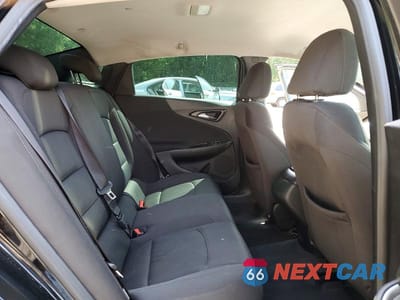 Zdjęcie 10 z 12 samochodu: 2019 CHEVROLET MALIBU LS VIN:1G1ZB5ST9KF117154 - miniatura