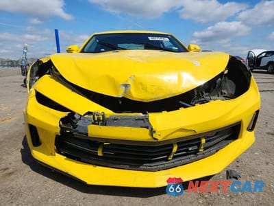 Piąte zdjęcie samochodu w środku: 2018 CHEVROLET CAMARO LT VIN:1G1FB1RS8J0118614 - miniatura