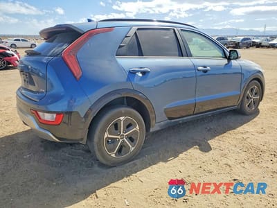Trzecie zdjęcie samochodu z tyłu: 2025 KIA NIRO SX VIN:KNDCT3LEXS5217512 - miniatura