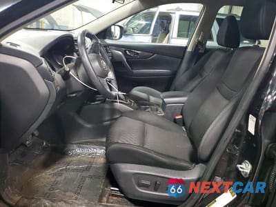Zdjęcie 7 z 12 samochodu: 2018 NISSAN ROGUE SV VIN:KNMAT2MV9JP505637 - miniatura