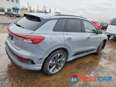 Trzecie zdjęcie samochodu z tyłu: 2024 AUDI Q4 E-TRON PREMIUM VIN:WA1KUAFZ0RP047200 - miniatura