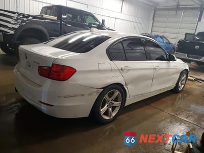 Trzecie zdjęcie samochodu z tyłu: 2013 BMW 328 XI VIN:WBA3B3C57DF145763 - miniatura