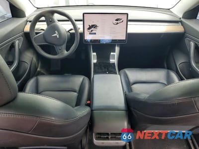 Zdjęcie 8 z 12 samochodu: 2019 TESLA MODEL 3 VIN:5YJ3E1EA7KF426584 - miniatura