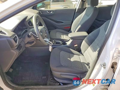 Zdjęcie 7 z 11 samochodu: 2019 HYUNDAI IONIQ BLUE VIN:KMHC65LC7KU175206 - miniatura