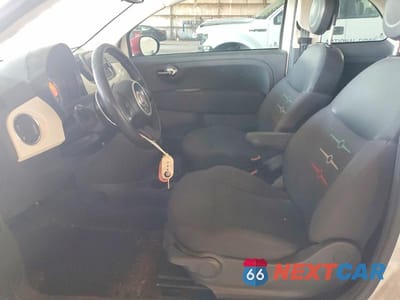 Zdjęcie 7 z 11 samochodu: 2016 FIAT 500 POP VIN:3C3CFFAR6GT222216 - miniatura