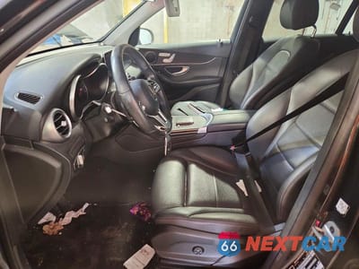 Zdjęcie 7 z 13 samochodu: 2021 MERCEDES-BENZ GLC 300 VIN:W1N0G8DB3MV324695 - miniatura
