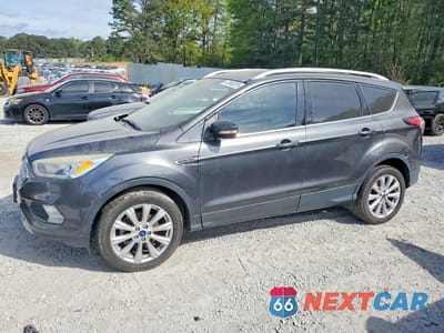 2017 FORD ESCAPE TITANIUM 1FMCU0JD7HUD42712 - główne zdjęcie licytacji z USA - miniatura