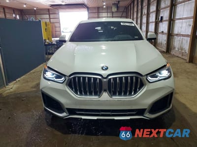 Piąte zdjęcie samochodu w środku: 2021 BMW X6 XDRIVE40I VIN:5UXCY6C09M9G28940 - miniatura