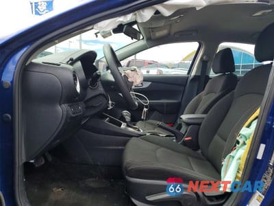 Zdjęcie 7 z 13 samochodu: 2023 KIA FORTE LXS VIN:3KPF24AD2PE566174 - miniatura
