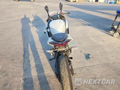 Czwarte zdjęcie samochodu z boku: 2024 KAWASAKI EX500 VIN:ML5EXGG13RDA25230 - miniatura
