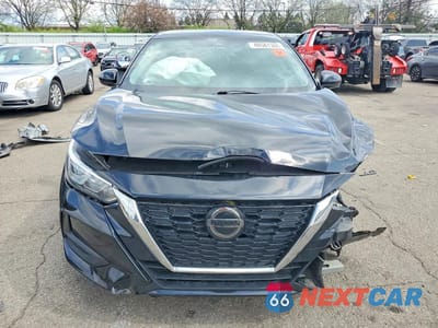 Piąte zdjęcie samochodu w środku: 2021 NISSAN SENTRA SV VIN:3N1AB8CVXMY222869 - miniatura