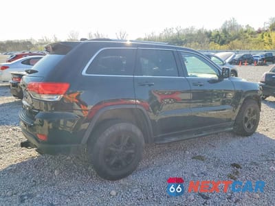 Trzecie zdjęcie samochodu z tyłu: 2015 JEEP GRAND CHEROKEE LAREDO VIN:1C4RJFAG1FC838614 - miniatura