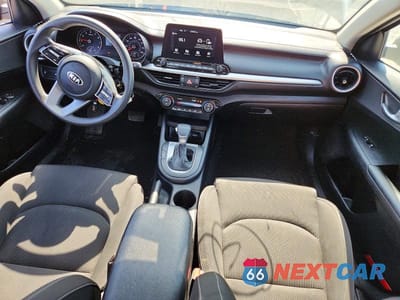 Zdjęcie 8 z 11 samochodu: 2019 KIA FORTE LXS VIN:3KPF24AD5KE061514 - miniatura