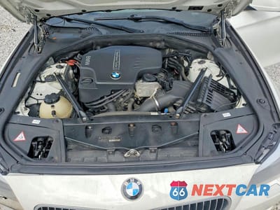 Zdjęcie 11 z 12 samochodu: 2013 BMW 528 XI VIN:WBAXH5C59DD106664 - miniatura