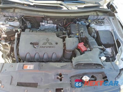 Zdjęcie 12 z 13 samochodu: 2014 MITSUBISHI OUTLANDER SE VIN:JA4AD3A36EZ019992 - miniatura