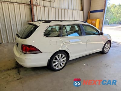 Trzecie zdjęcie samochodu z tyłu: 2014 VOLKSWAGEN JETTA S VIN:3VWPP7AJ7EM605242 - miniatura