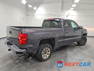 Trzecie zdjęcie samochodu z tyłu: 2014 CHEVROLET SILVERADO K1500 LT VIN:1GCVKREC5EZ409878 - miniatura