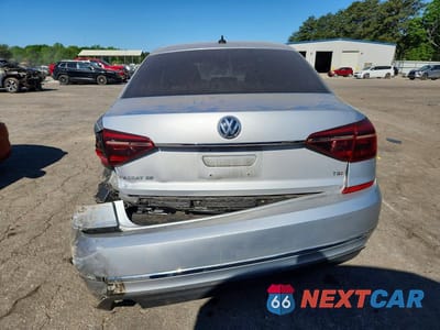 Zdjęcie 6 z 12 samochodu: 2018 VOLKSWAGEN PASSAT VIN:1VWBA7A34JC018084 - miniatura