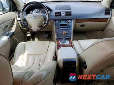 Zdjęcie 8 z 13 samochodu: 2014 VOLVO XC90 3.2 VIN:YV4952CZ6E1685621 - miniatura