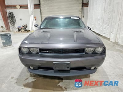 Piąte zdjęcie samochodu w środku: 2014 DODGE CHALLENGER SXT VIN:2C3CDYAG6EH154117 - miniatura