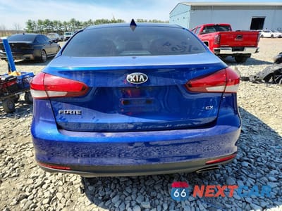 Zdjęcie 6 z 12 samochodu: 2017 KIA FORTE EX VIN:3KPFL4A84HE116642 - miniatura