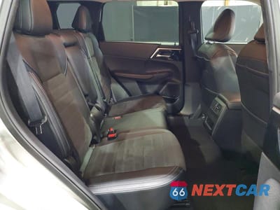 Zdjęcie 11 z 13 samochodu: 2024 MITSUBISHI OUTLANDER SE VIN:JA4J4VA82RZ076123 - miniatura