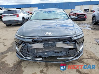 Piąte zdjęcie samochodu w środku: 2024 HYUNDAI SONATA SEL VIN:KMHL64JA3RA410675 - miniatura