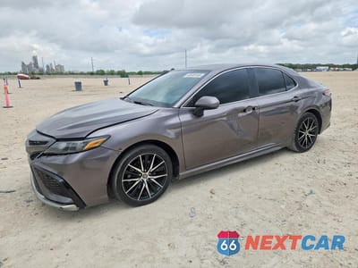 2022 TOYOTA CAMRY SE 4T1G11AK3NU060755 - główne zdjęcie licytacji z USA - miniatura