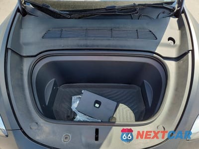 Zdjęcie 11 z 12 samochodu: 2023 TESLA MODEL Y VIN:7SAYGDEE9PA090710 - miniatura