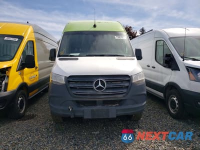 Piąte zdjęcie samochodu w środku: 2019 MERCEDES BENZ SPRINTER 2500/3500 DELIVERY VAN VIN:WD3PF1CD6KP060886 - miniatura