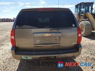 Zdjęcie 6 z 14 samochodu: 2011 CHEVROLET SUBURBAN K1500 LT VIN:1GNSKJE34BR184960 - miniatura