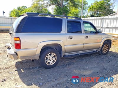 Trzecie zdjęcie samochodu z tyłu: 2002 CHEVROLET SUBURBAN K1500 VIN:3GNFK16Z22G335833 - miniatura