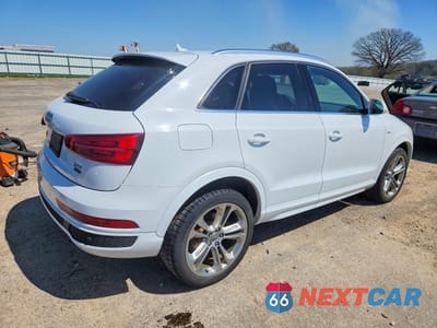 Trzecie zdjęcie samochodu z tyłu: 2016 AUDI Q3 PRESTIGE VIN:WA1GFCFSXGR011787 - miniatura
