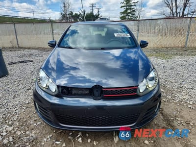 Piąte zdjęcie samochodu w środku: 2013 VOLKSWAGEN GTI VIN:WVWHD7AJ9DW132524 - miniatura