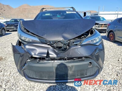 Piąte zdjęcie samochodu w środku: 2020 TOYOTA C-HR XLE VIN:JTNKHMBX7L1091040 - miniatura