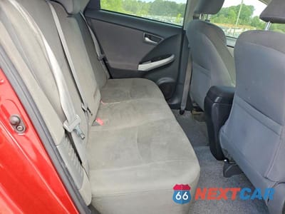 Zdjęcie 10 z 12 samochodu: 2013 TOYOTA PRIUS TWO VIN:JTDKN3DU8D0342455 - miniatura