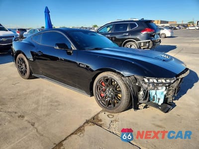 Czwarte zdjęcie samochodu z boku: 2024 FORD MUSTANG GT VIN:1FA6P8CF4R5430477 - miniatura