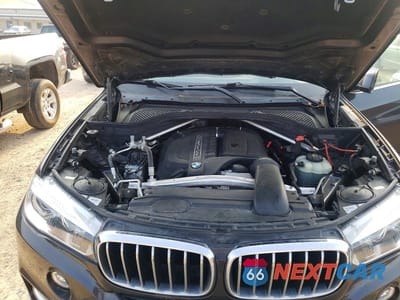 Zdjęcie 12 z 13 samochodu: 2018 BMW X5 SDRIVE35I VIN:5UXKR2C53J0X09409 - miniatura
