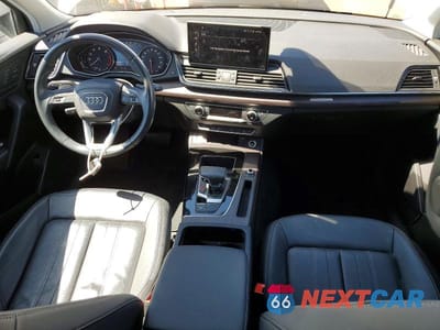 Zdjęcie 8 z 12 samochodu: 2021 AUDI Q5 PREMIUM VIN:WA1AAAFY5M2079948 - miniatura