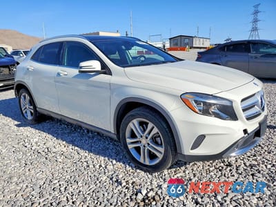Czwarte zdjęcie samochodu z boku: 2017 MERCEDES-BENZ GLA 250 VIN:WDCTG4EB5HJ299009 - miniatura