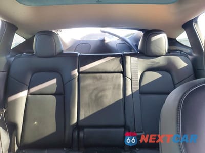Zdjęcie 10 z 13 samochodu: 2022 TESLA MODEL Y VIN:7SAYGDEF5NF451729 - miniatura