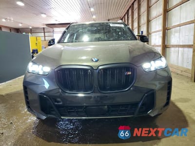 Piąte zdjęcie samochodu w środku: 2025 BMW X5 M60I VIN:5UX33EU04S9Y01491 - miniatura