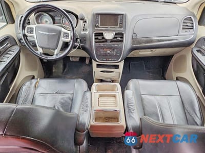 Zdjęcie 8 z 13 samochodu: 2015 CHRYSLER TOWN & COUNTRY TOURING VIN:2C4RC1BG8FR578716 - miniatura