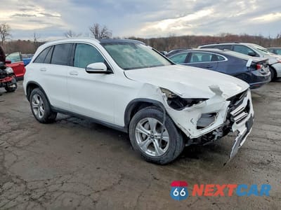Czwarte zdjęcie samochodu z boku: 2017 MERCEDES-BENZ GLC 300 4MATIC VIN:WDC0G4KB0HF222994 - miniatura